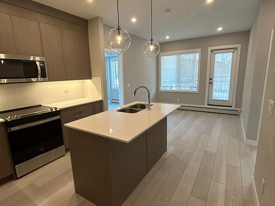 1st image of 6 Merganser Dr W #1108