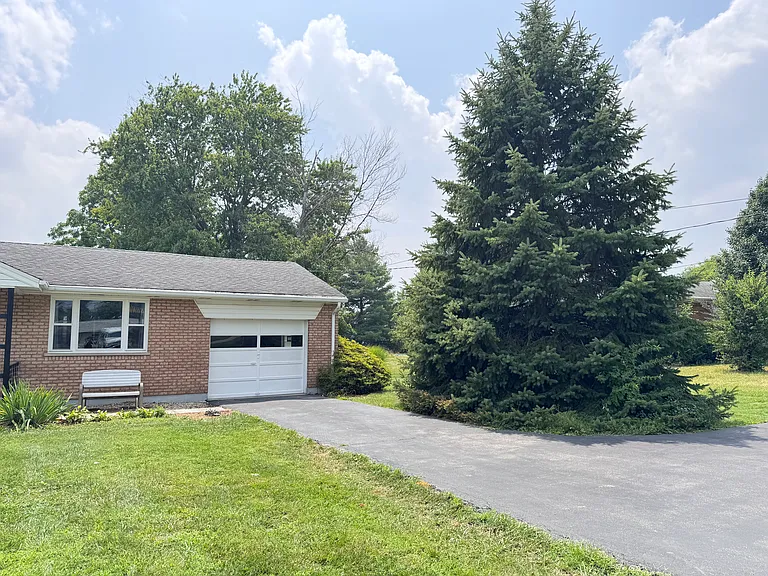7361 Fields Ertel Rd — Photo 36