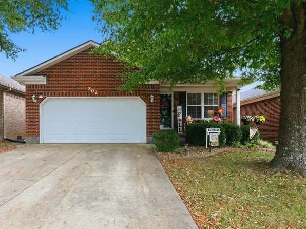 202 Virginia Ln, Nicholasville, KY 40356