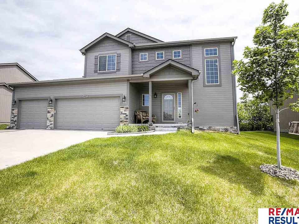 1st image of 4427 S 198th Ave
