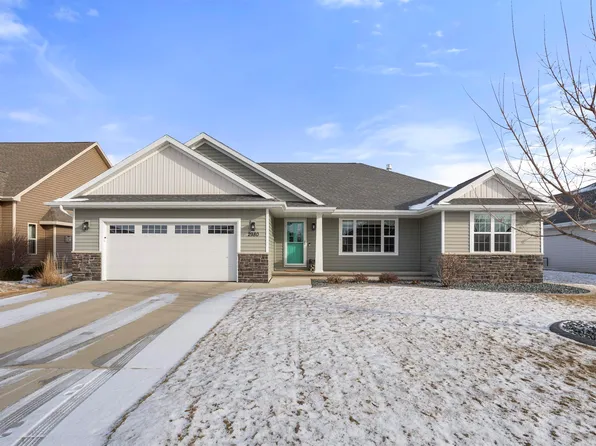 2980 Chrystella Dr, Menasha, WI 54952