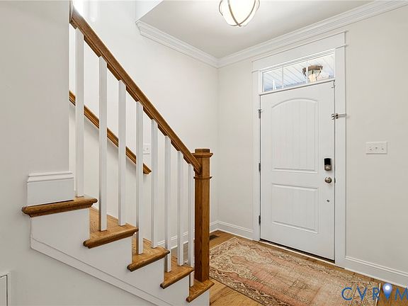4th image of 8530 Glen Royal Dr