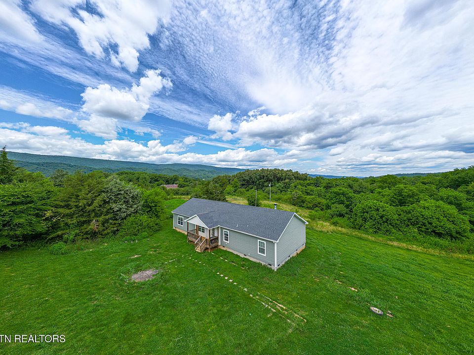 1st image of 251 Hill Rd