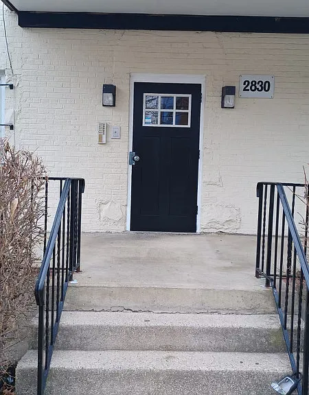 2830 R St SE — Photo 2