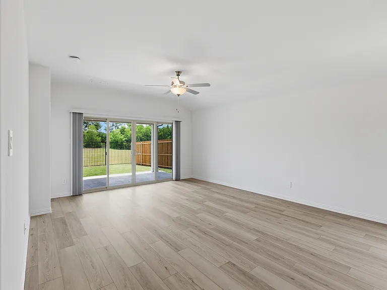 3407 Copperwood Dr — Photo 12