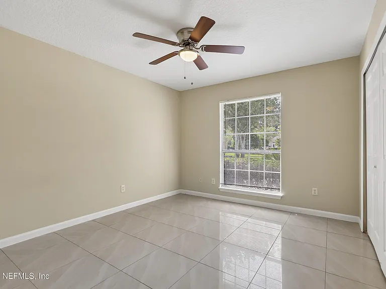 2070 Thornhill Dr — Photo 22