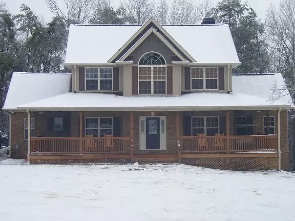 2nd image of 411 Linwood Dr