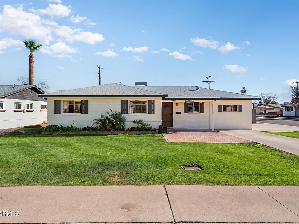 1st image of 2217 W Gardenia Drive