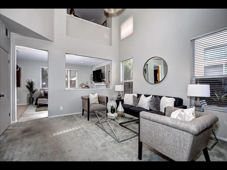 8751 Arbor St — Photo 2