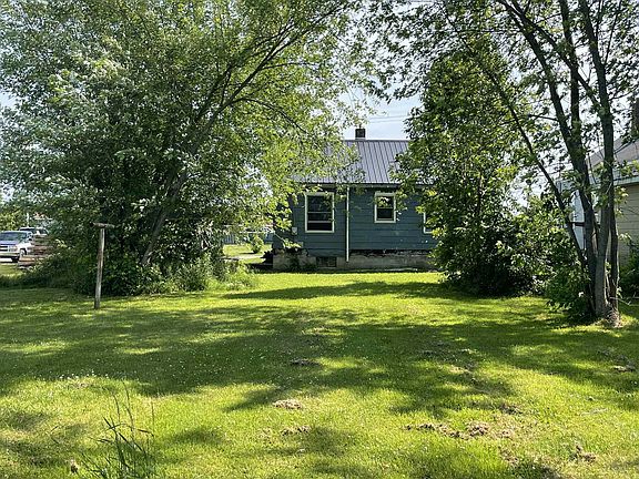 5th image of 122 W 14th Ave