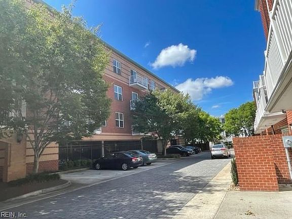 3rd image of 249 W Freemason St APT 301