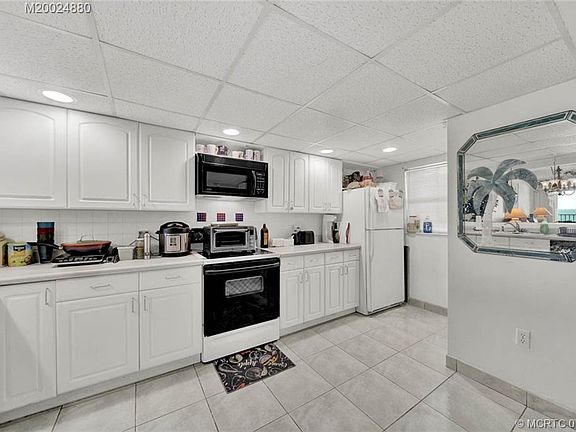 5th image of 10200 S Ocean Dr APT 408