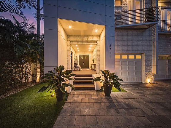 2nd image of 2711 W TRILBY AVENUE