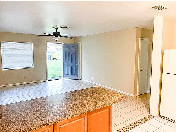 4th image of 4606 Dimbath Dr