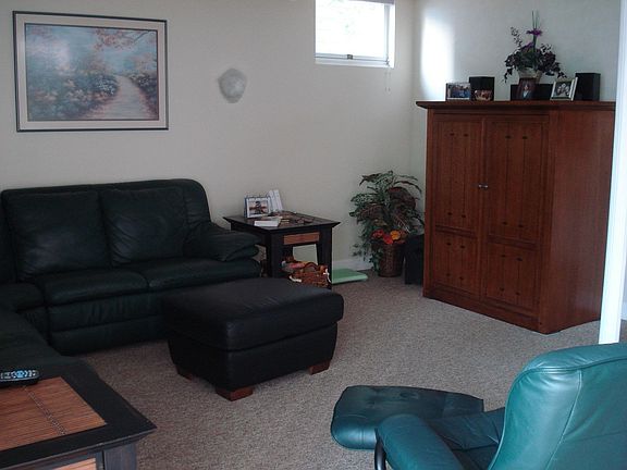 5th image of 1310 E Lake Dr