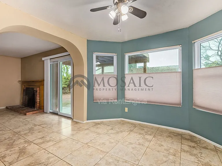 10156 E Becker Ln — Photo 8