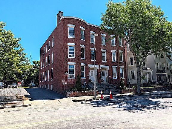 3rd image of 140-142 Blue Hill Ave