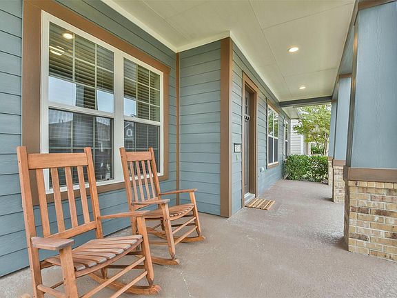 3rd image of 18518 Gunda Heights Dr