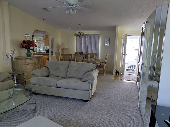 3rd image of 39322 Keiths Cir