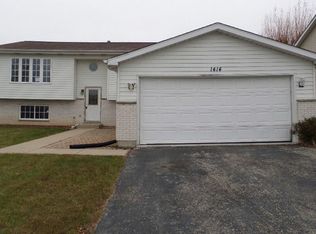 1414 Lorelei Dr, Zion, IL
