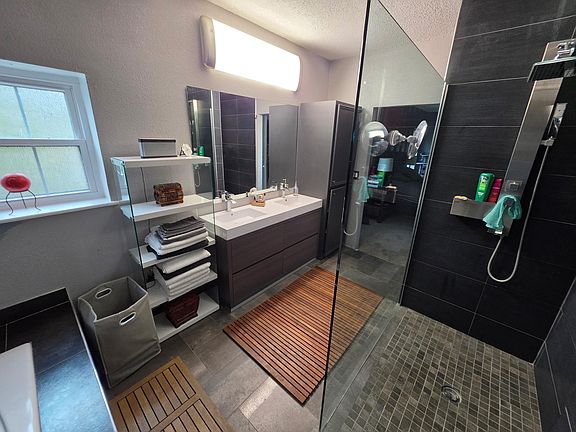 4th image of 6000 Reims Rd APT 3601