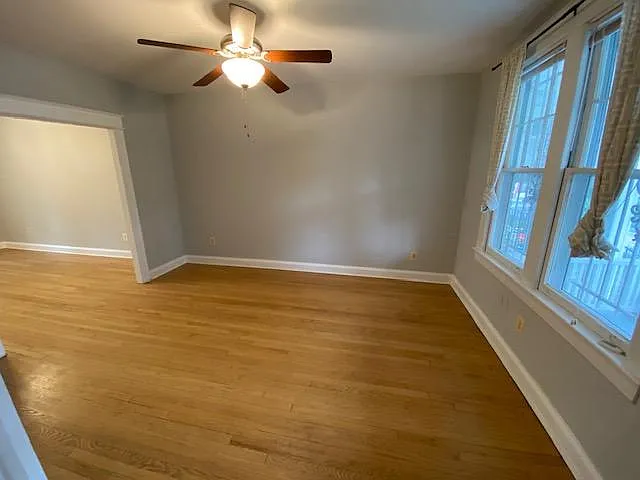 1524 D St NE — Photo 7