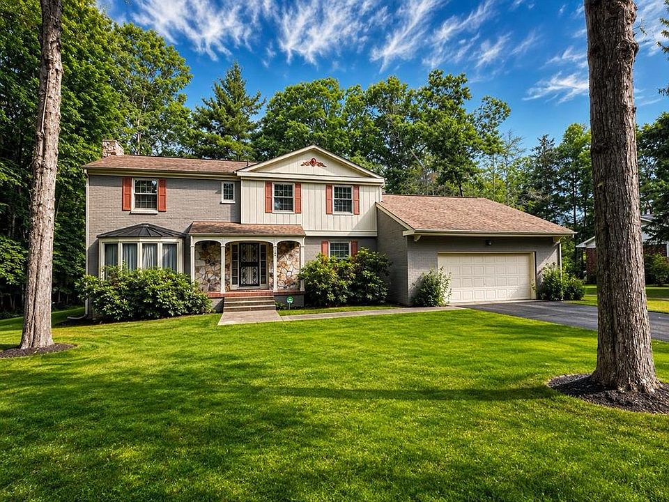 1st image of 104 Davis Dr