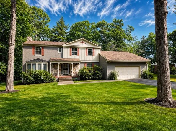 104 Davis Dr, Beckley, WV 25801