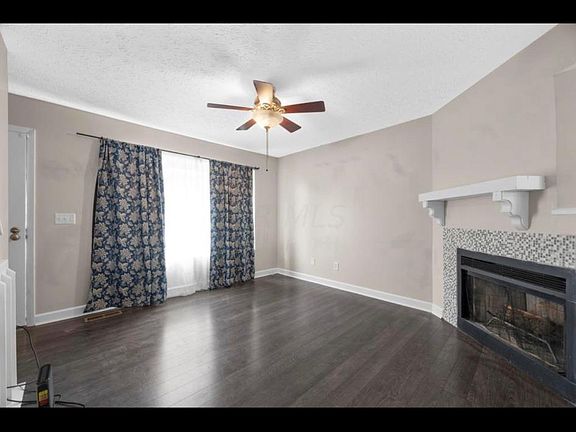 5th image of 942 Annagladys Dr #13
