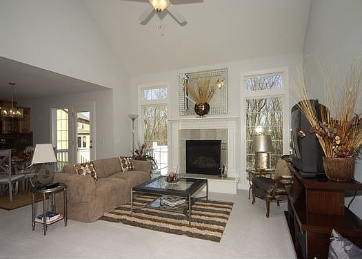 4th image of 5508 NW 93rd St