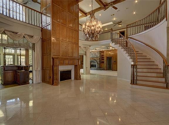 3rd image of 2809 Rainforest Ct