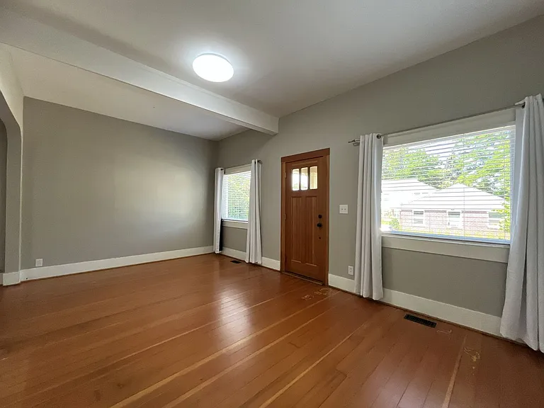 416 SE 32nd Ave — Photo 14