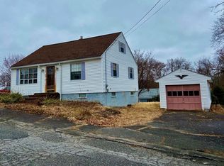 16 Newhill Rd, Methuen, MA 01844