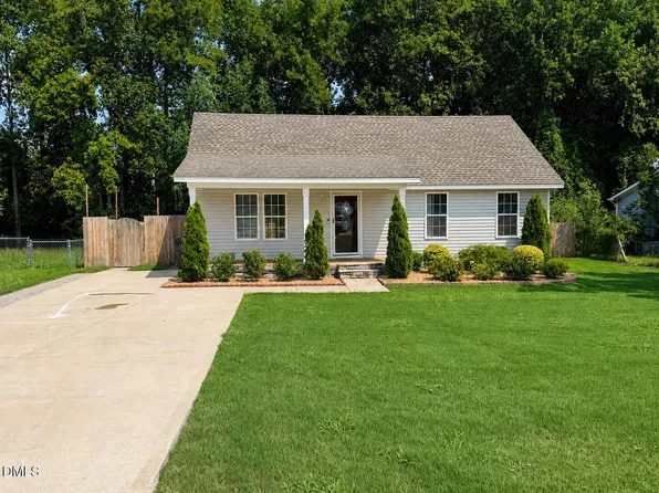 117 Elfreth Ln, Spring Lake, NC 28390