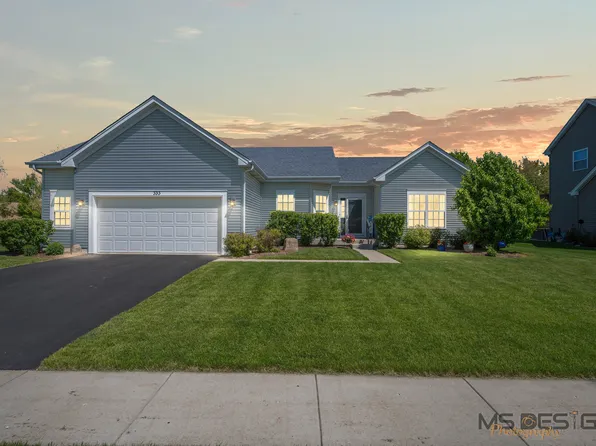 333 Cloverlane Dr, Sycamore, IL 60178