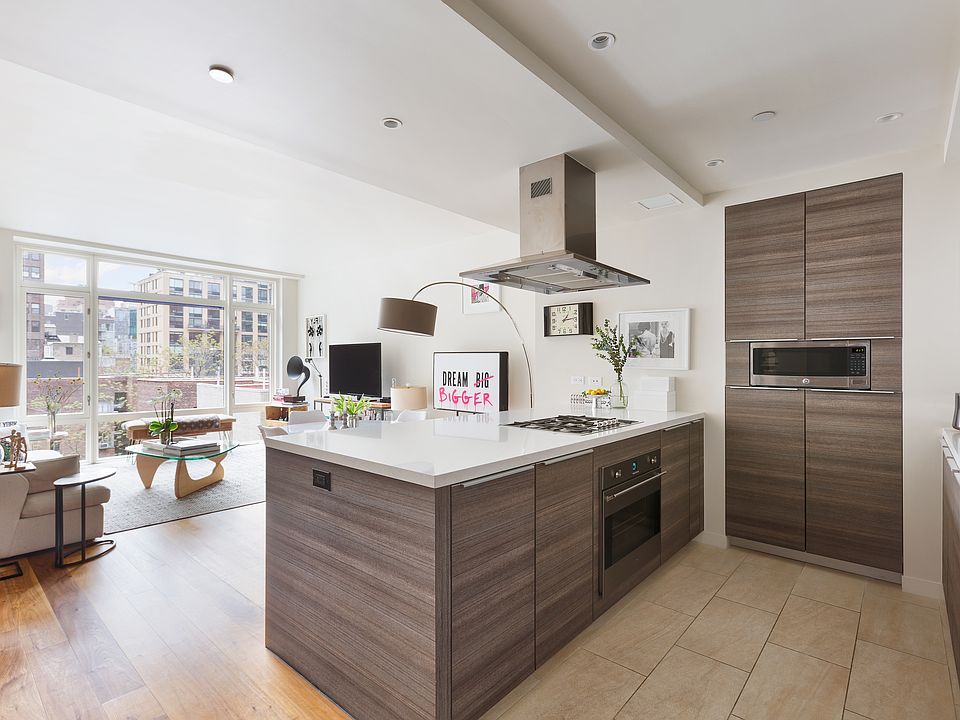 1st image of 151 W 21st St APT 8D