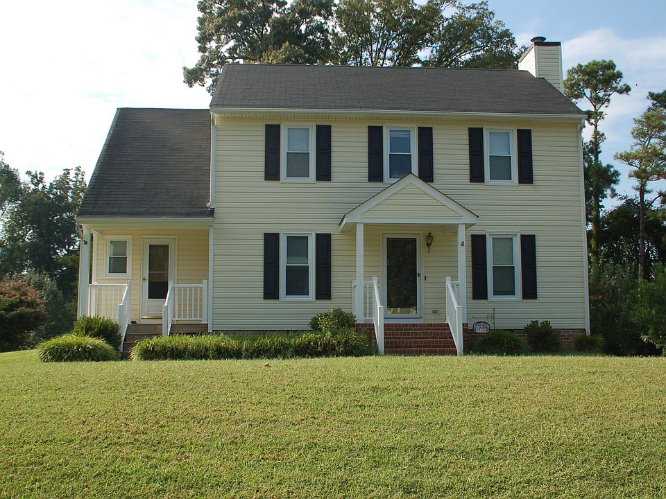 1st image of 1700 Villageway Dr