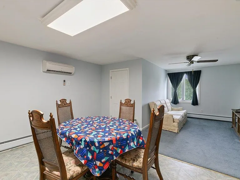 387 Main St #3 — Photo 5