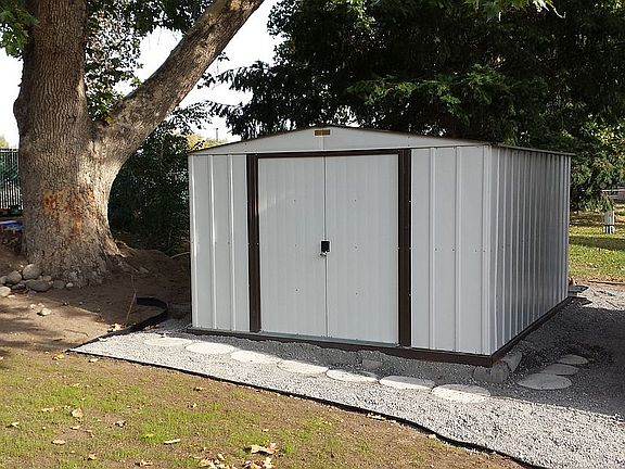 4th image of 2021 Mahan Ave Space F2