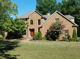 2766 Rock Wall Rd, Nashville, TN 37221