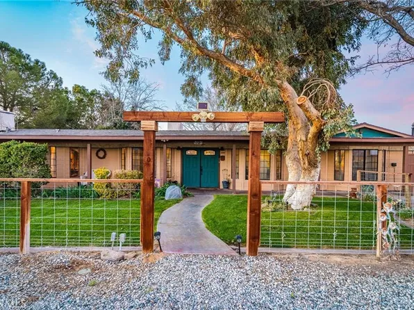 1821 W Columbia Way, Lancaster, CA 93534