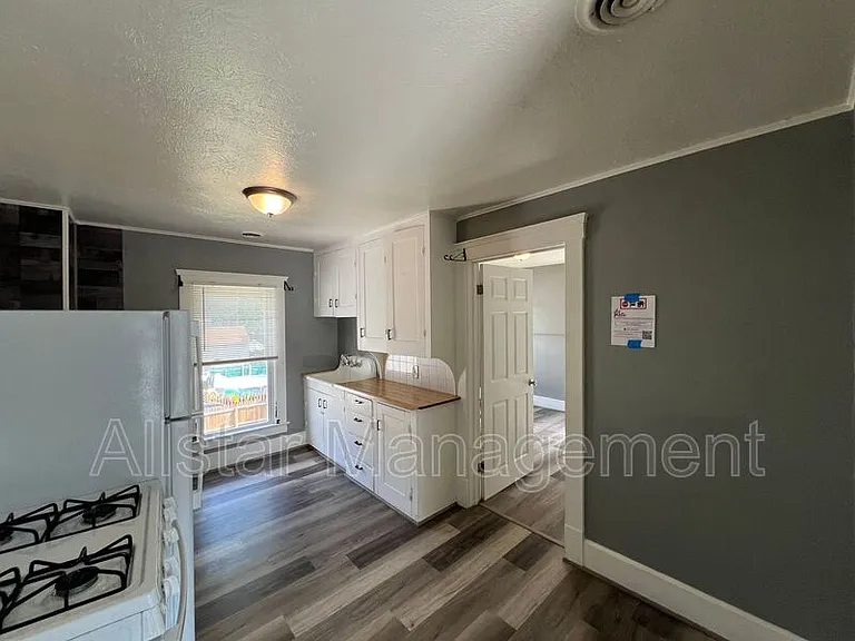 1120 East Ave #3 — Photo 6