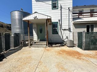 9758 Road 22.7 NE, Stratford, WA 98851