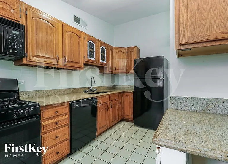 445 Ridge Dr — Photo 6