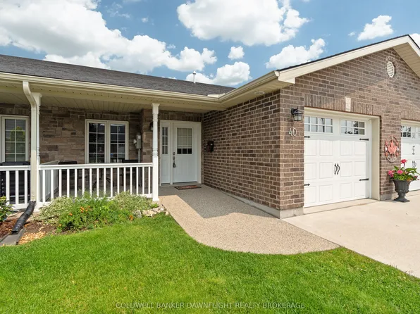 40 Devon Dr, South Huron, ON N0M 1S3