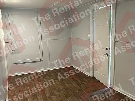 5th image of 3008 Church St