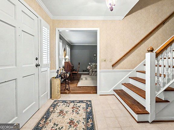 5th image of 3479 Castleridge Dr