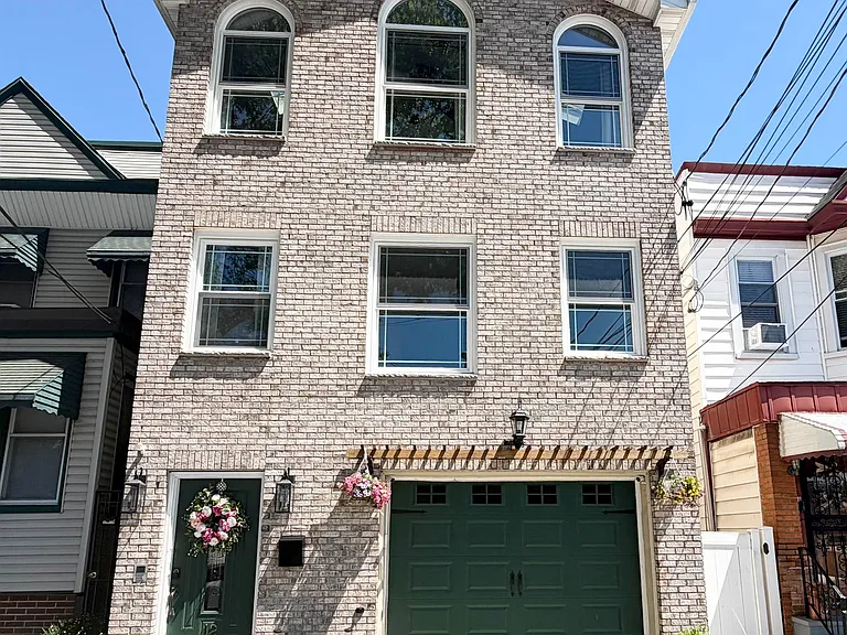 12 Delaware Ave #2 — Photo 9