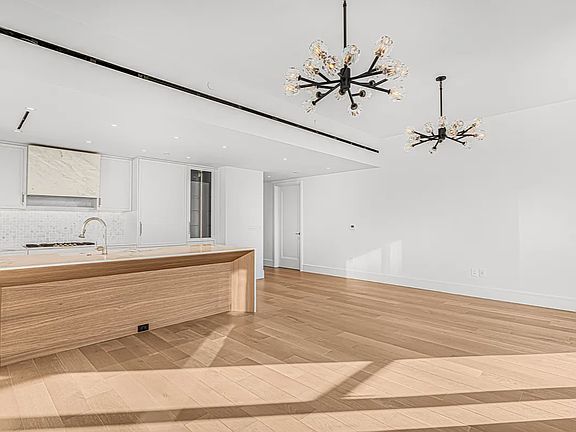 4th image of 251 W 91st St #14C