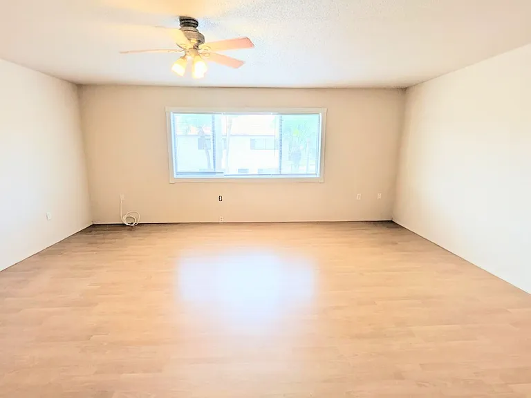 360 Base Ave E #424 — Photo 6
